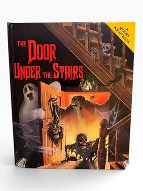 Vintage 1990 The Door Under The Stairs Spooky Pop-Up Book Grosset and Dunlop